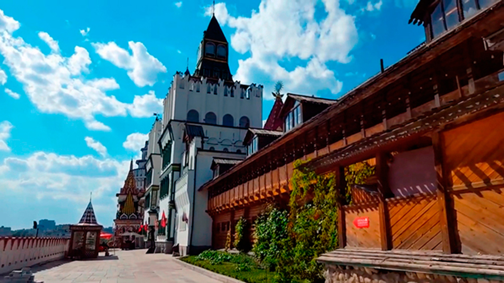 Izmailovsky Market