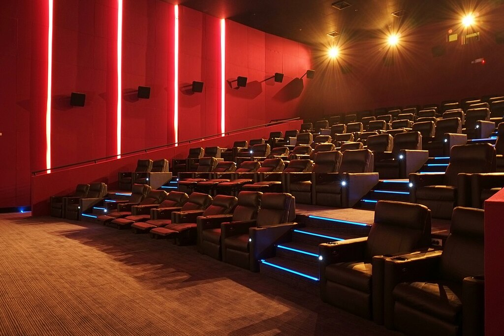  Cinema