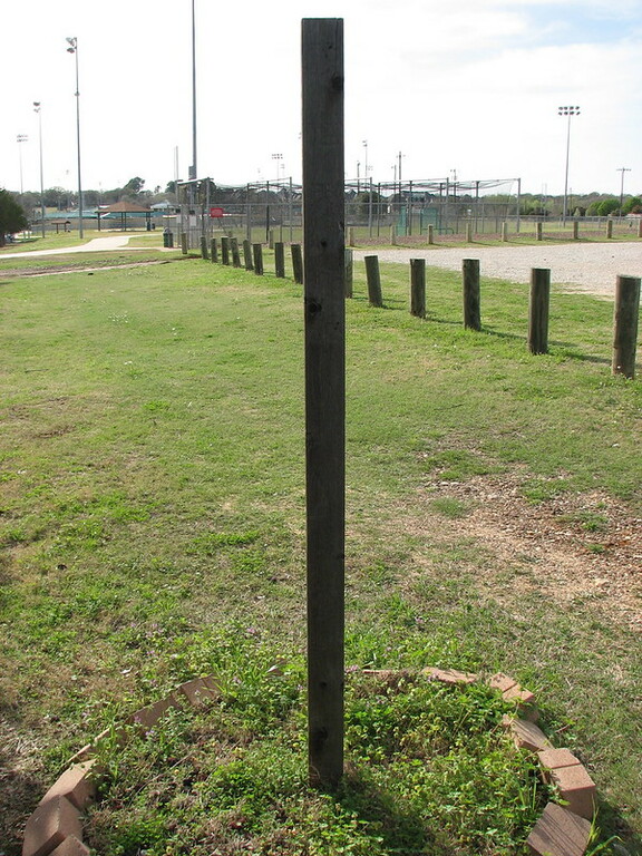 Bicentennial Park Peace Pole