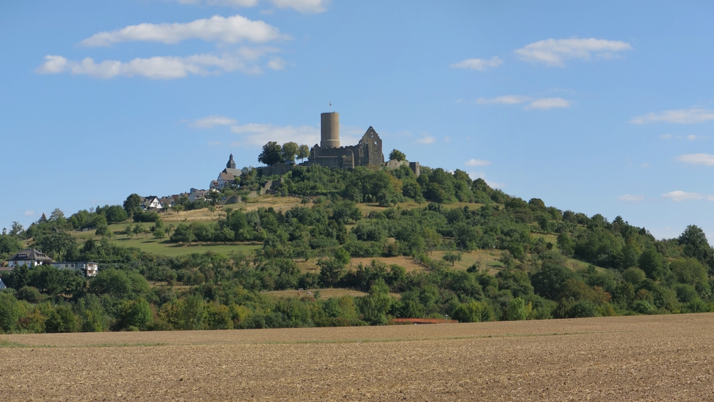 Burg Gleiberg von Nordwesten
