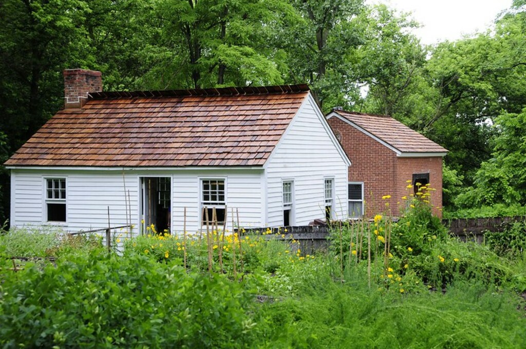 Quaker homes