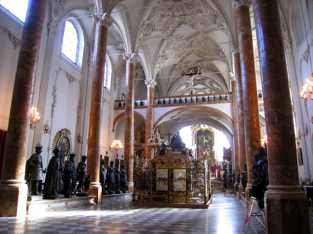 Innsbruck 1 305