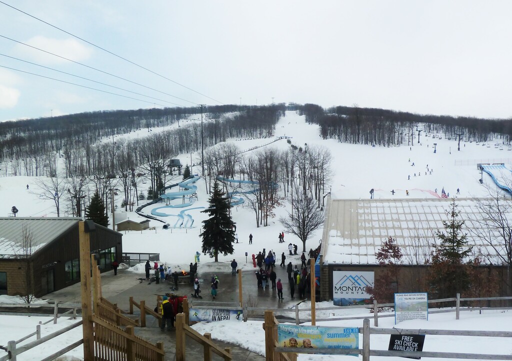 Montage.mountain.ski.3