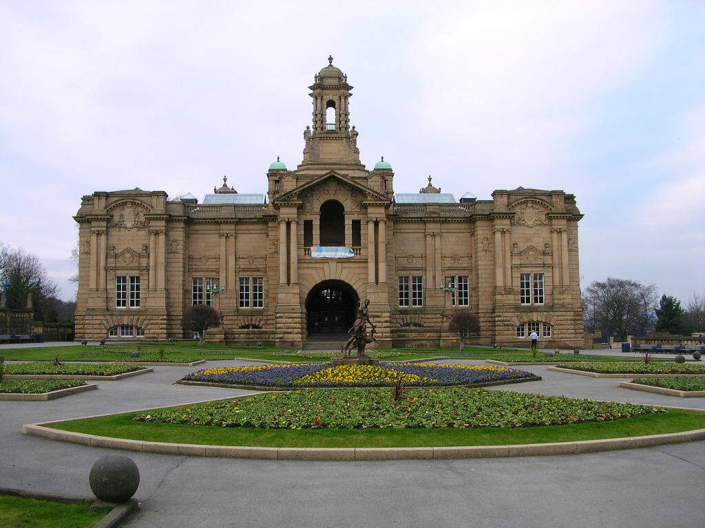 Cartwright Hall, Lister Park