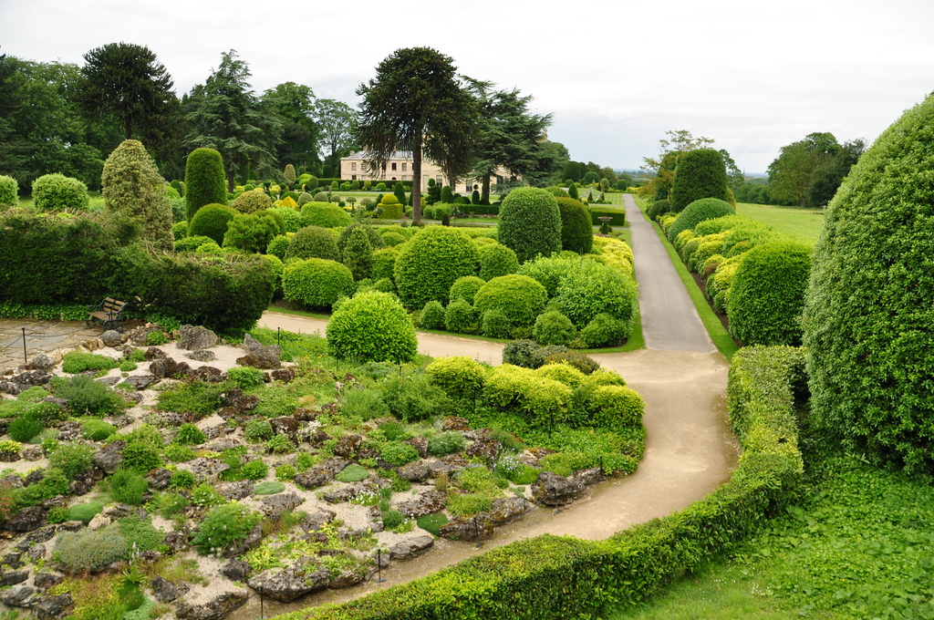 Brodsworth Hall gardens