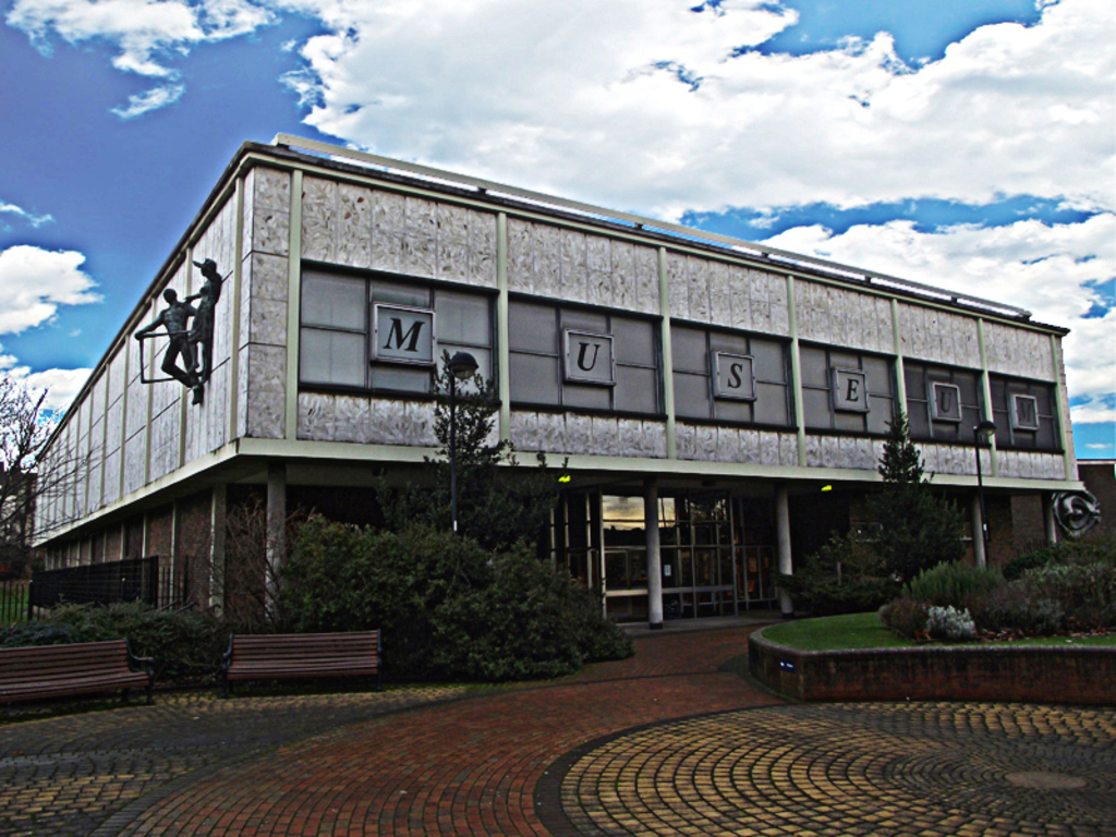 Doncaster-Museum-and-Art-Gallery