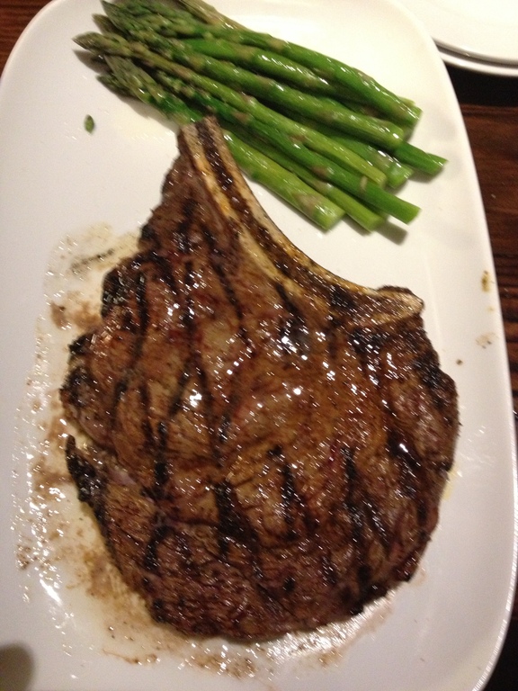 Ribeye steak and asparagus