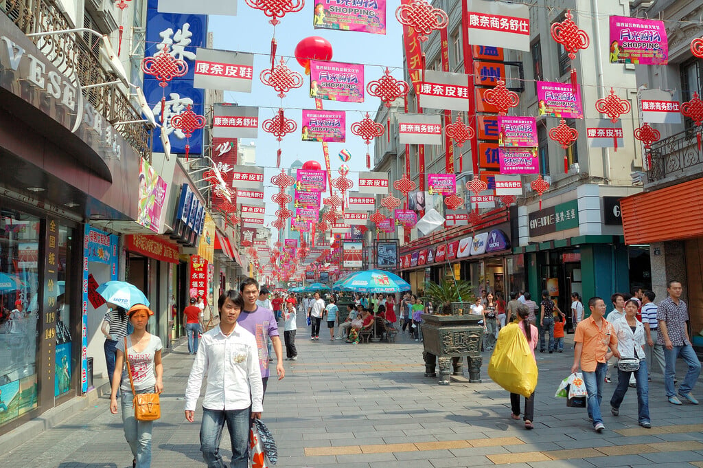 Shopping street in Wenzhou