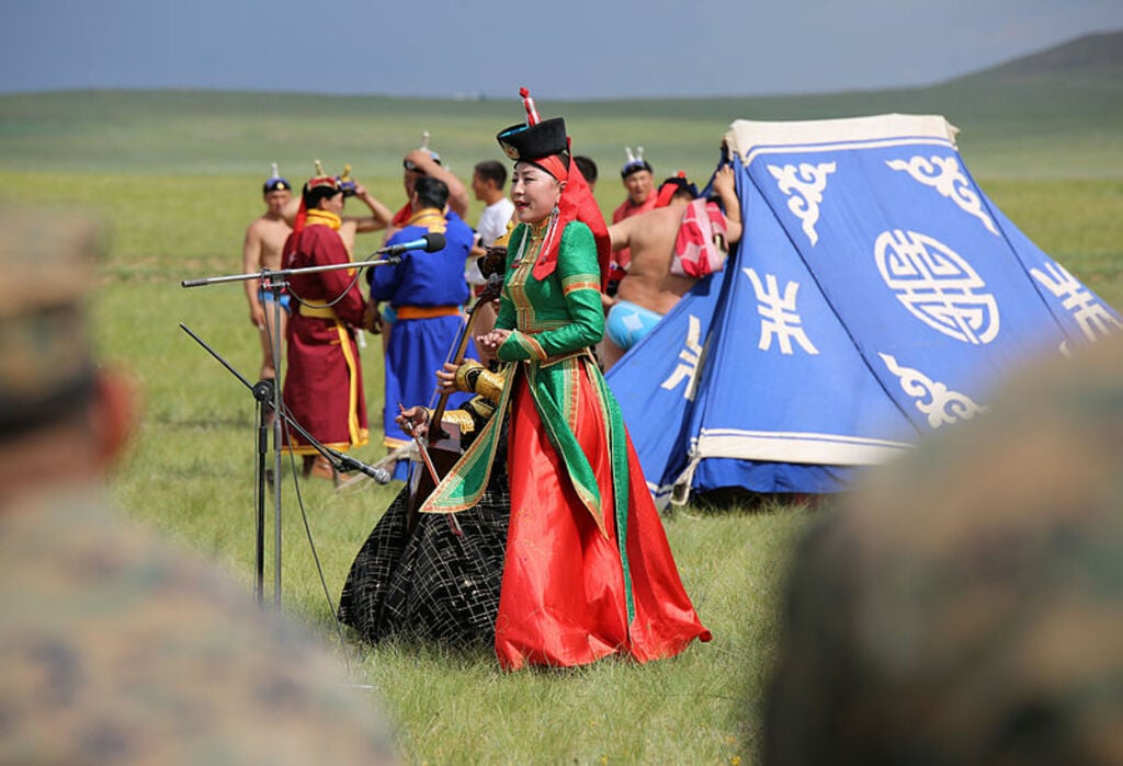 Mongolian Armed Forces share culture during KQ14 140627-M-UY849-011