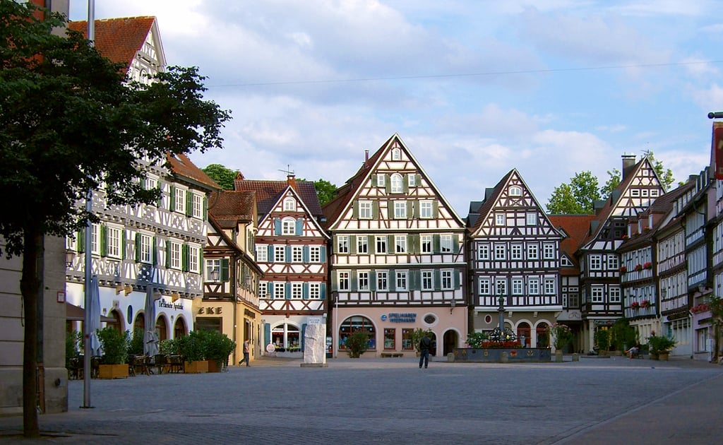 2008-06-14SchorndorfMarktplatz01