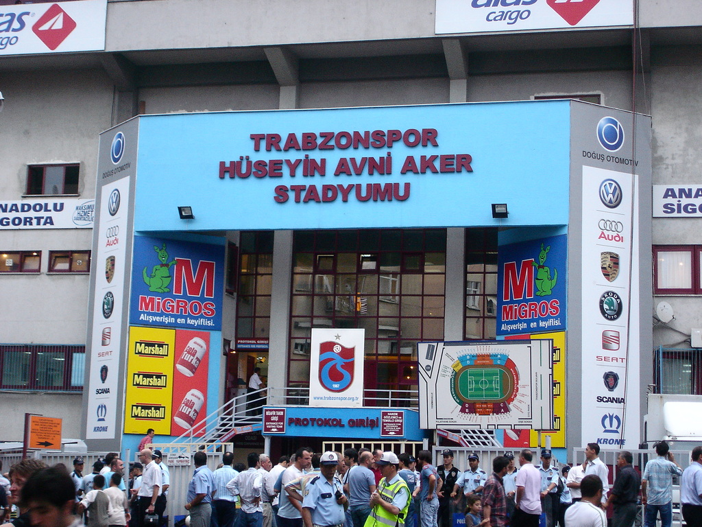 H avni aker stadyum - panoramio