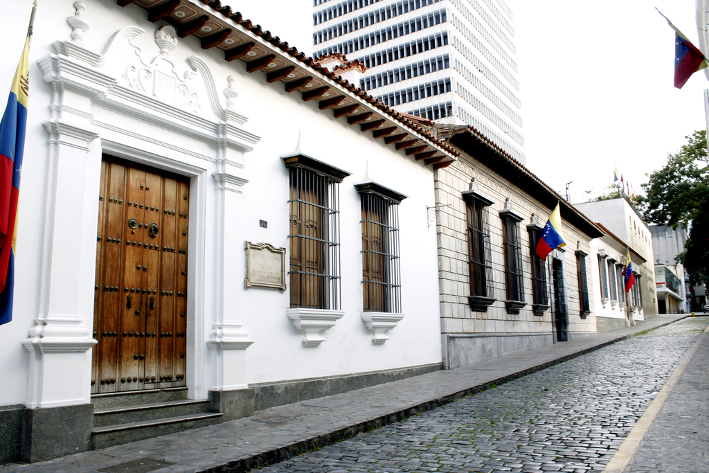 Sociedad Bolivariana y Casa Natal Simon Bolivar