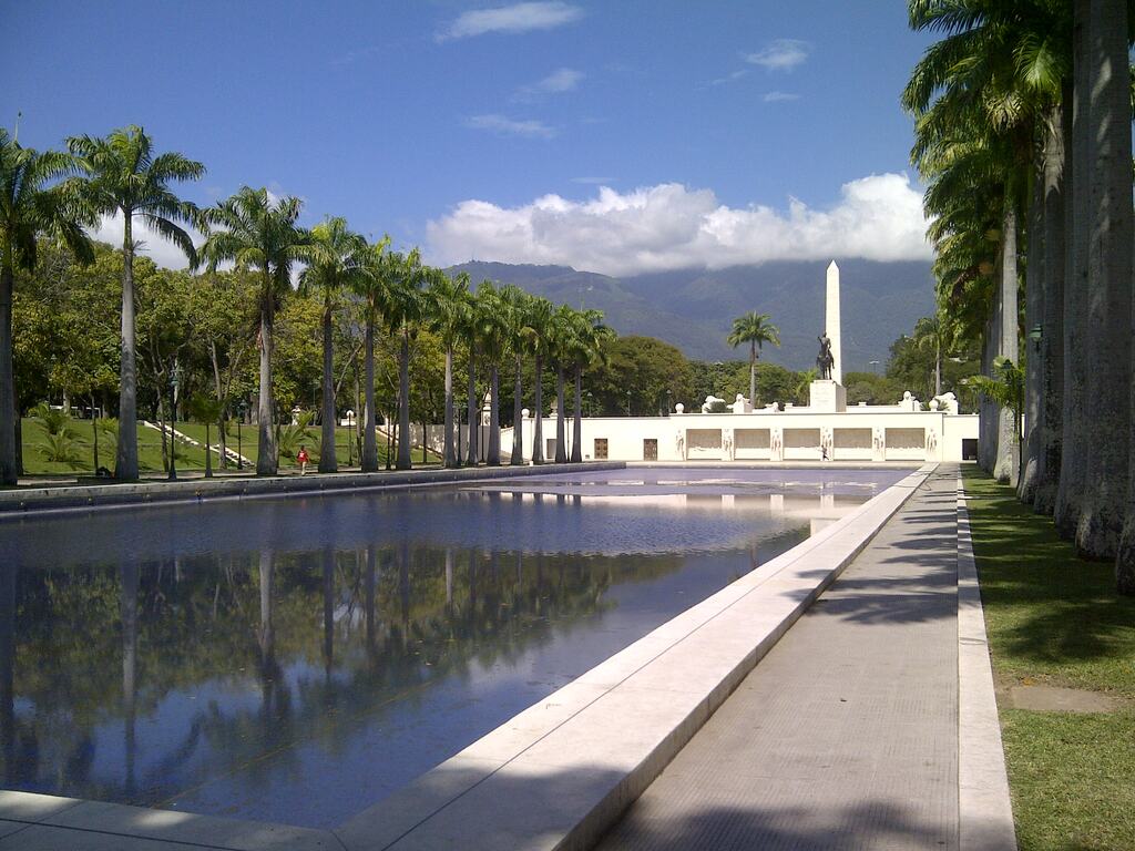 Paseo los proceres vista