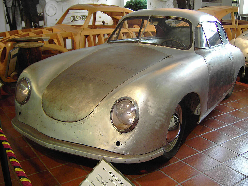 Austria Gmuend Porsche Museum10