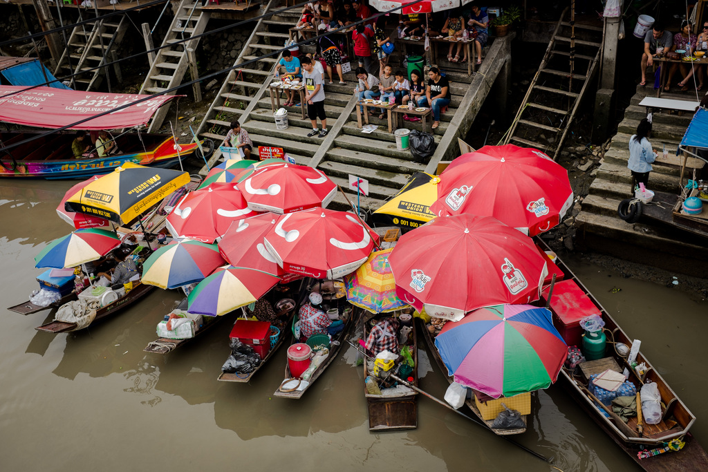 Amphawa floating market II