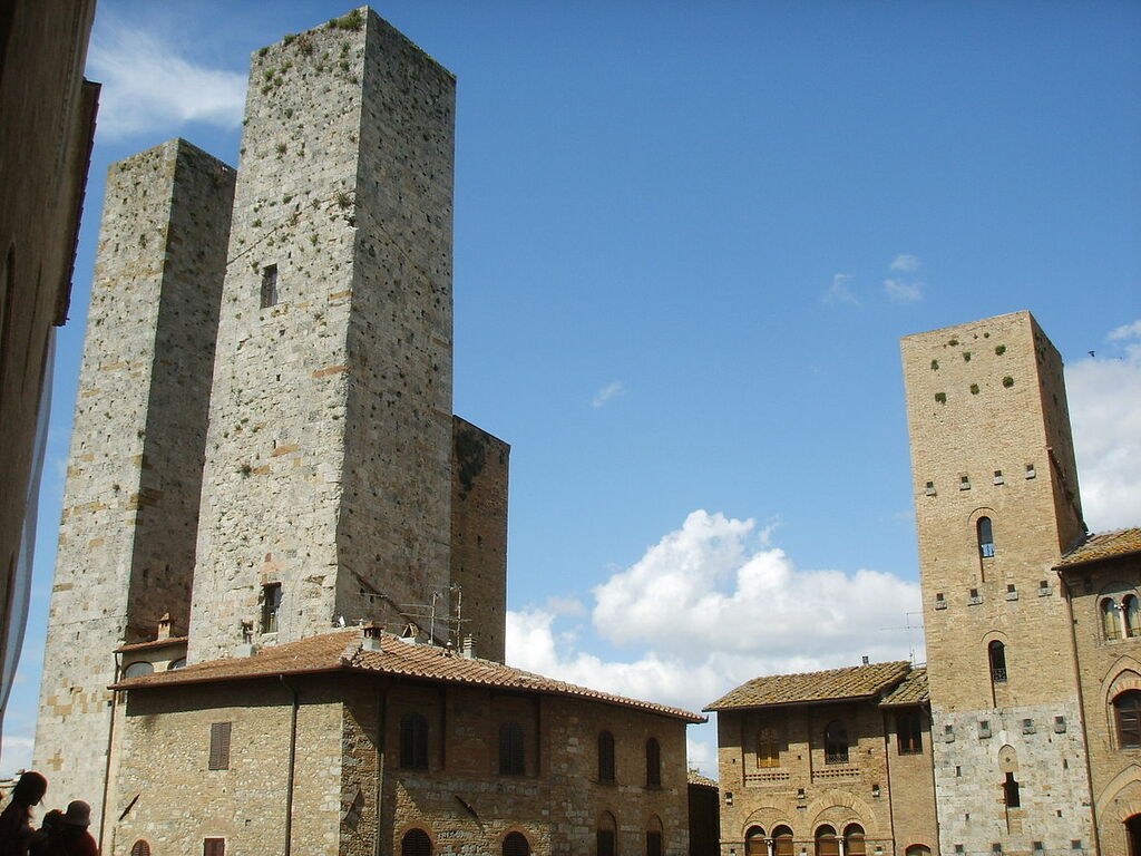 San gimignano piazza duomo 08 torre