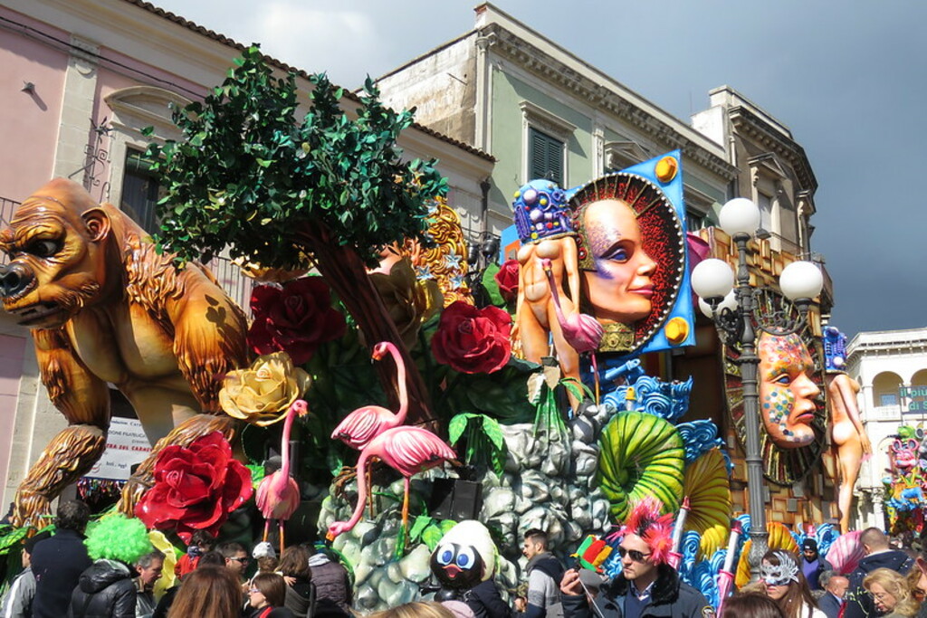 Carnevale Acireale Sicily Italy 36