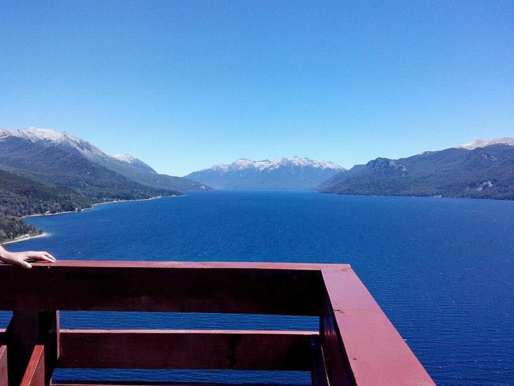 Vista del Lago Traful desde el Mirador del Viento