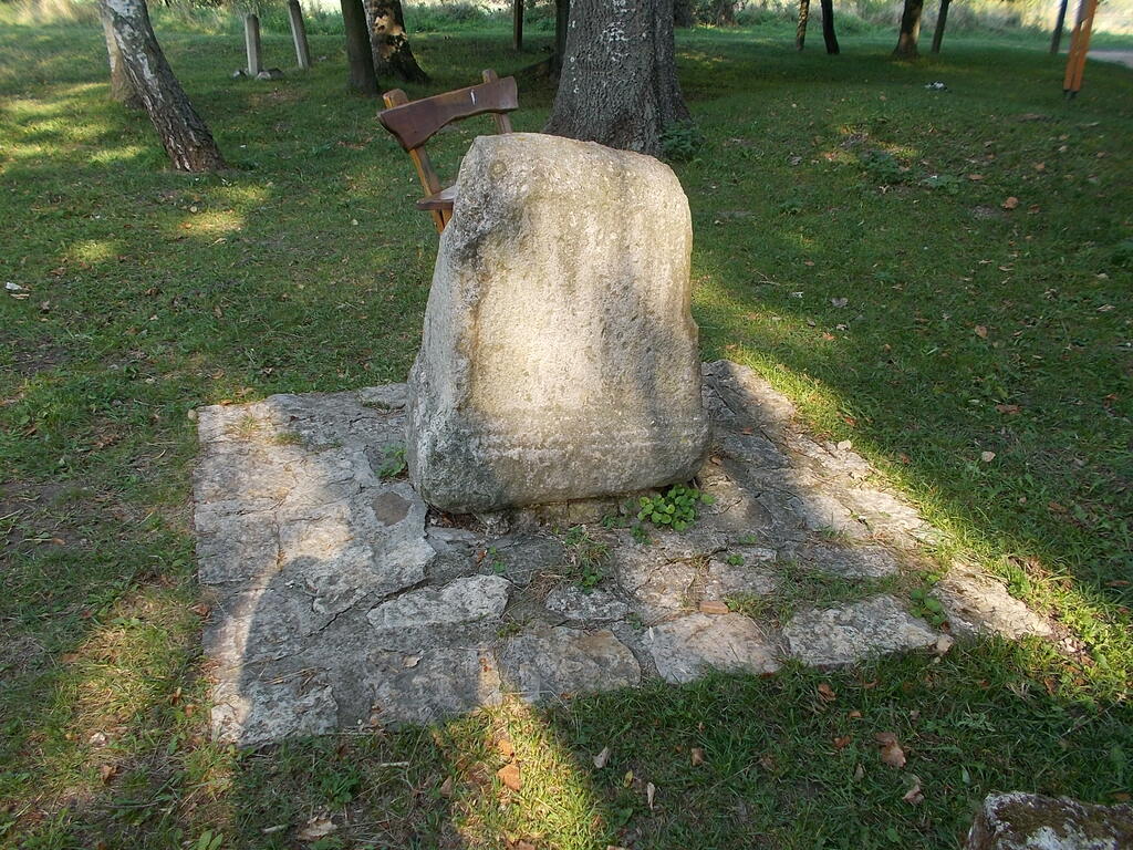 Roman stone at Kövesd's ruins. - Aszófő, Hungary