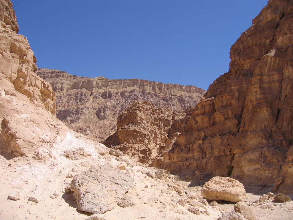Coloured canyon sinai2