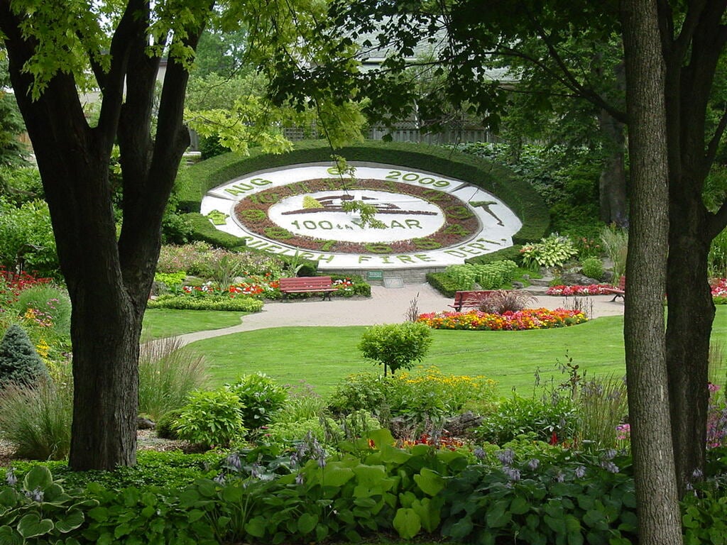 The Riverside Park