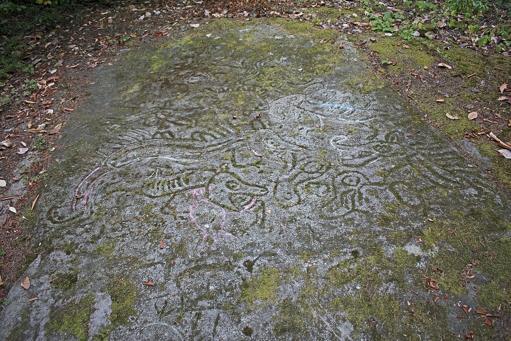 Petroglyph Provincial Park petroglyphs 2