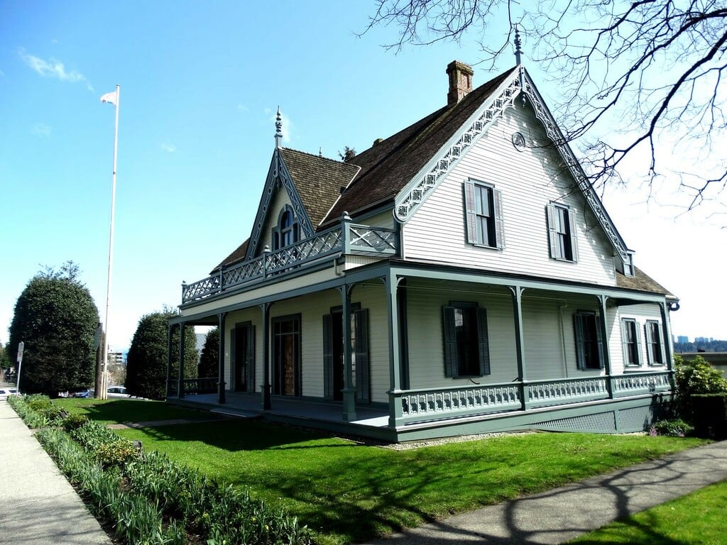 Irving House