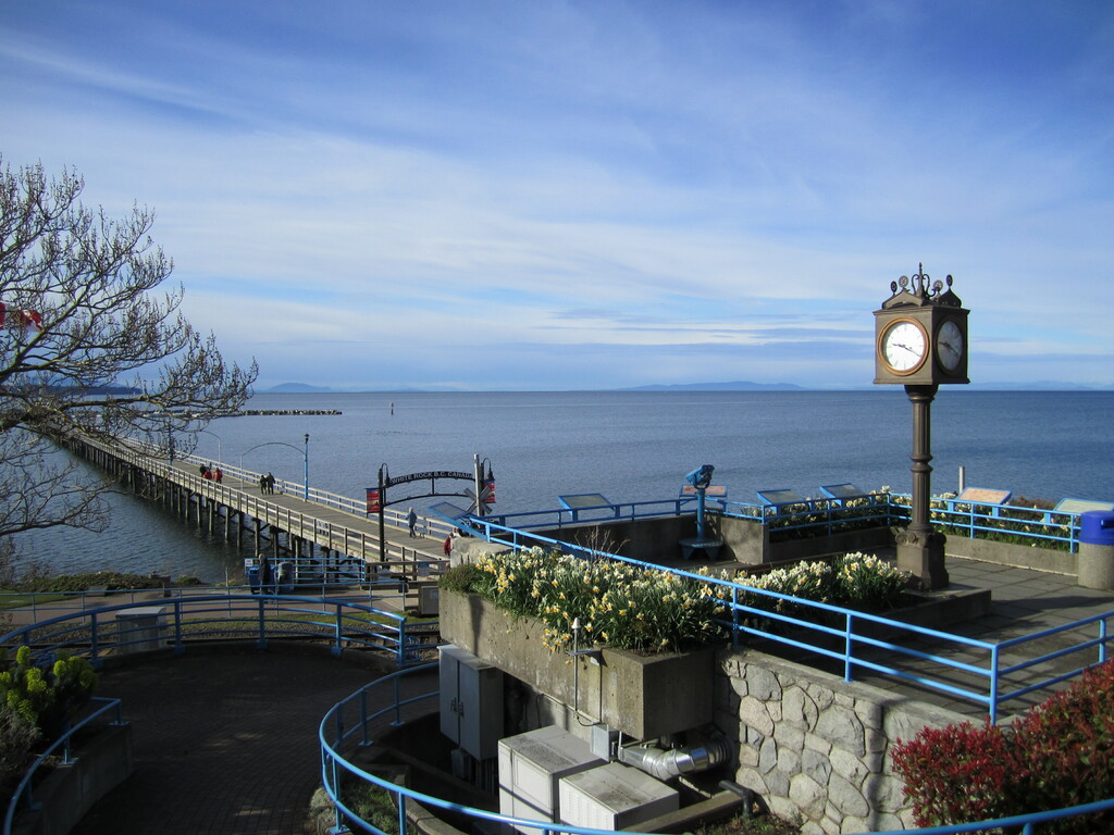 Clock and lookout at White Rock