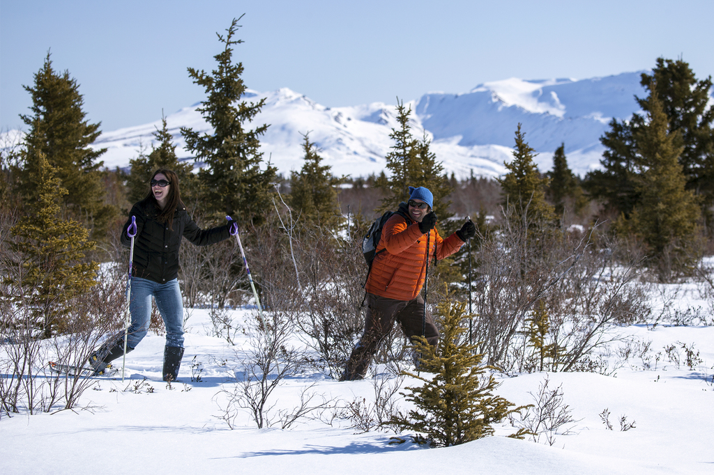 Snowshoeing at Mountain Vista (8638066885)