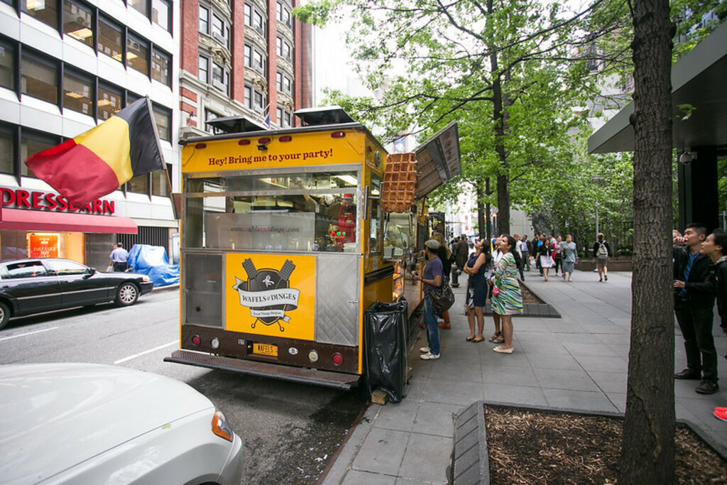 Wafels & Dinges Truck