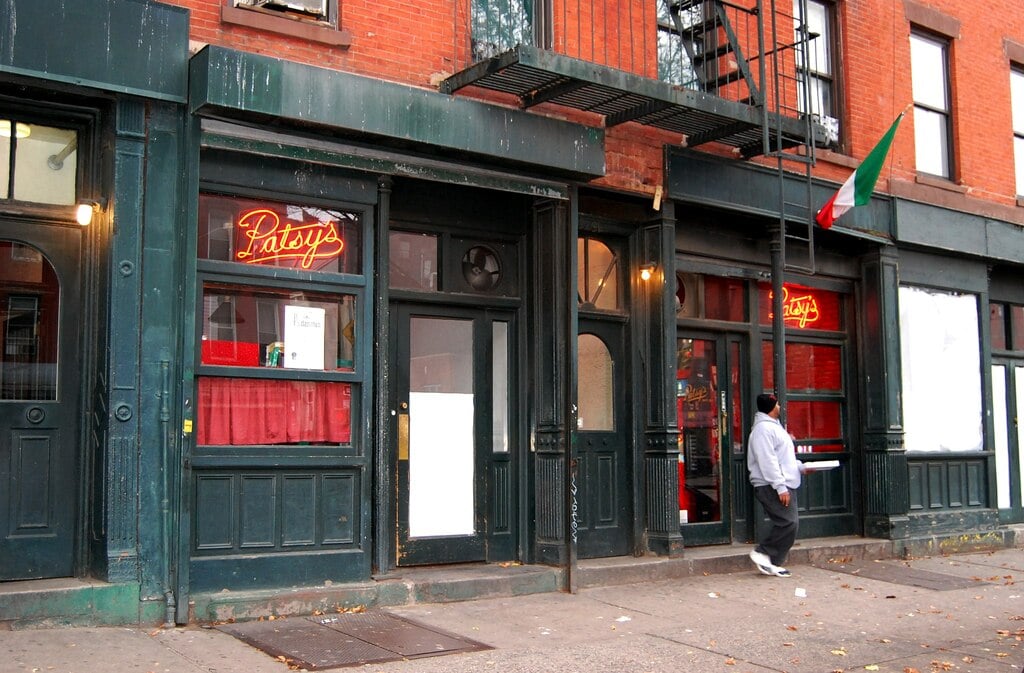 NYC-East Harlem-Patsy's Pizzeria-02