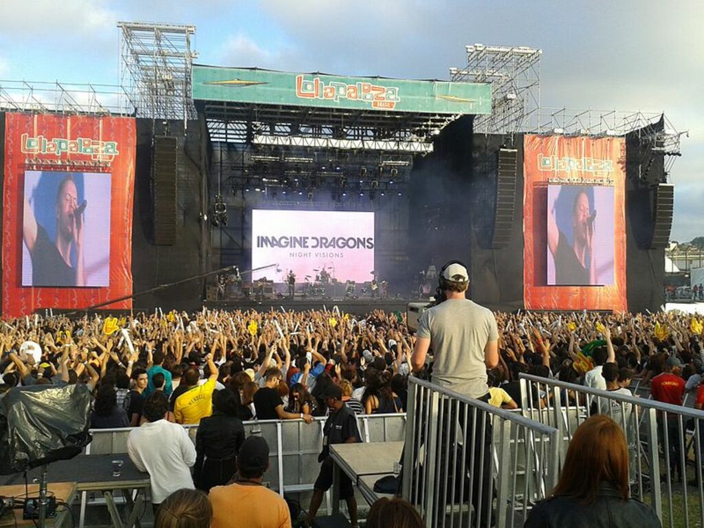 LOLAPALOOZA 2014