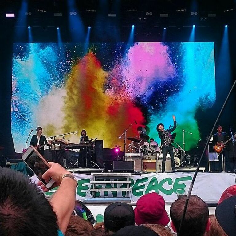Beck at Glastonbury 2016