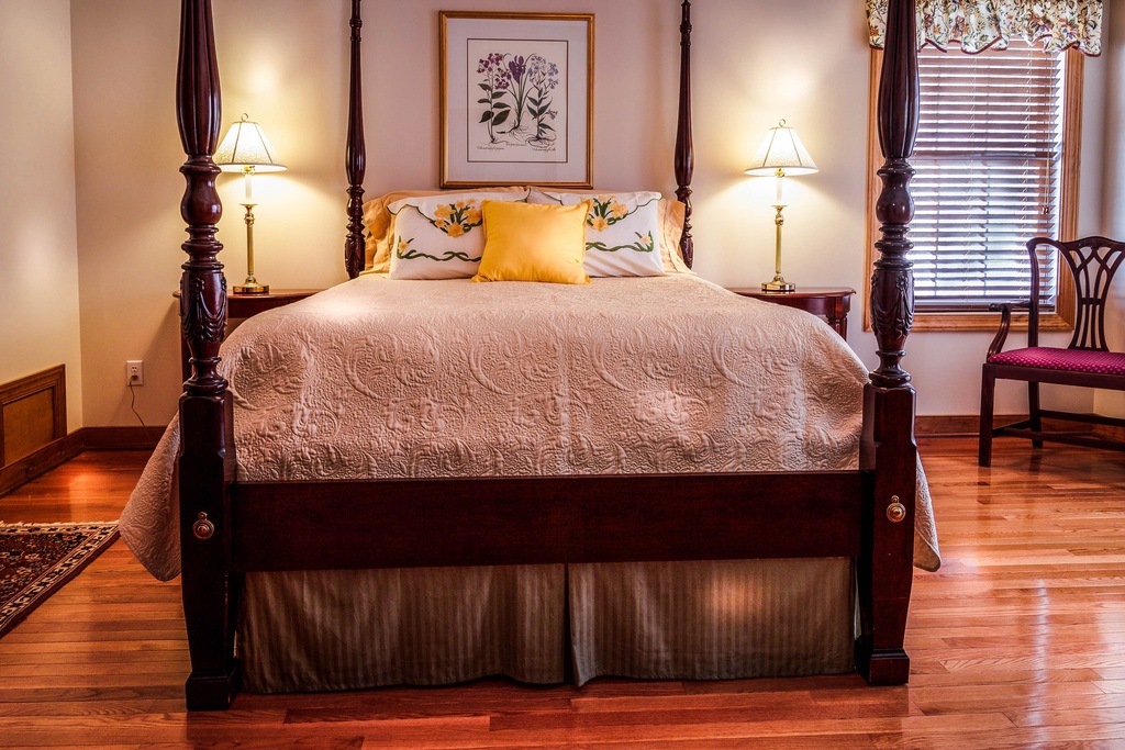B&B