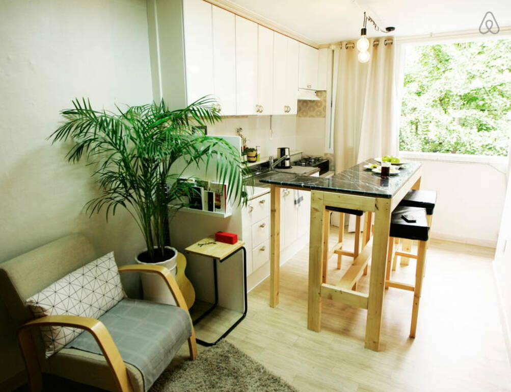  65 ART HOUSE HONGDAE