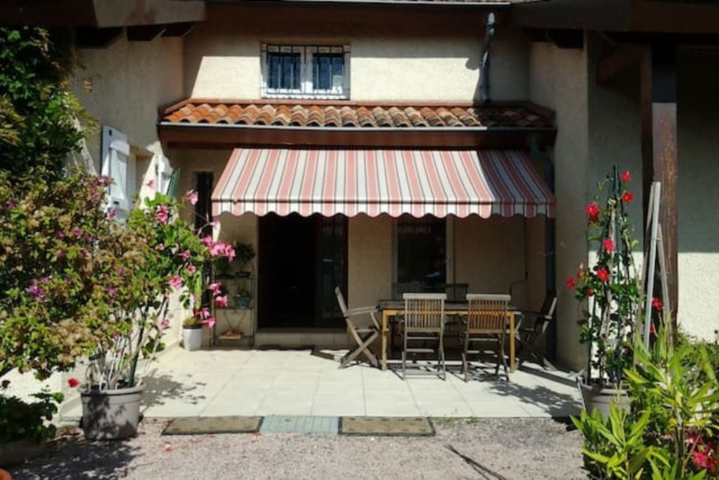 Top 10 Airbnb Vacation Rentals In Lavalette, France Updated 2024