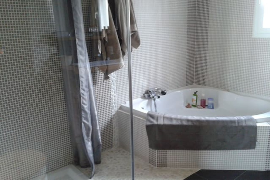 Top 10 Airbnb Vacation Rentals In Lavalette, France Updated 2024