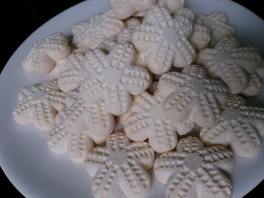 Kuih bangkit