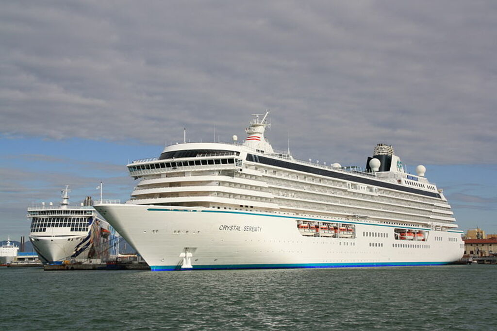 Crystal Serenity 01