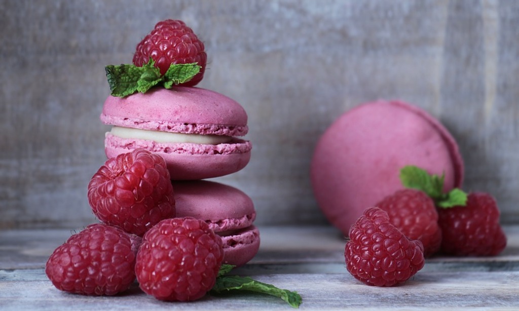 macarons in london england | whenever you're in london, leave room for a macaron or 10