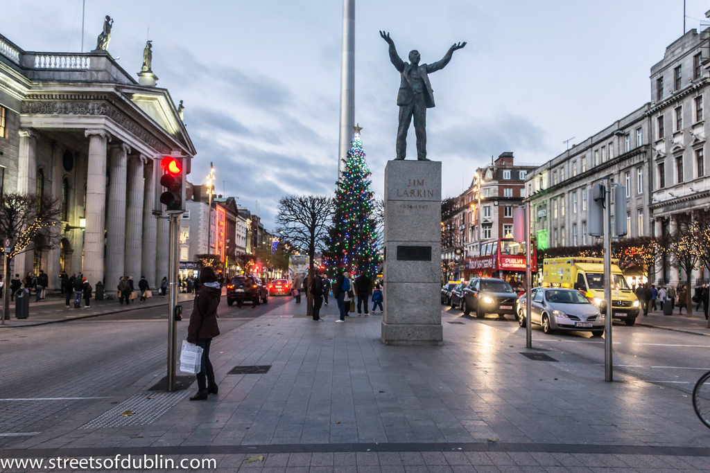 Christmas Tree In O'Connell Street (Dublin)