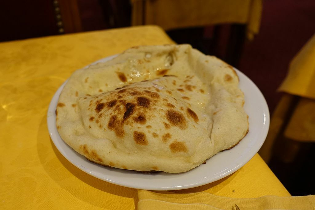 Cheese naan, Les Jardins de Shah Jahan, Montparnasse, Paris 001
