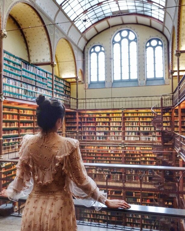 alternative things to do in amsterdam | been to albert cuyp market? immerse yourself in the cuypers library