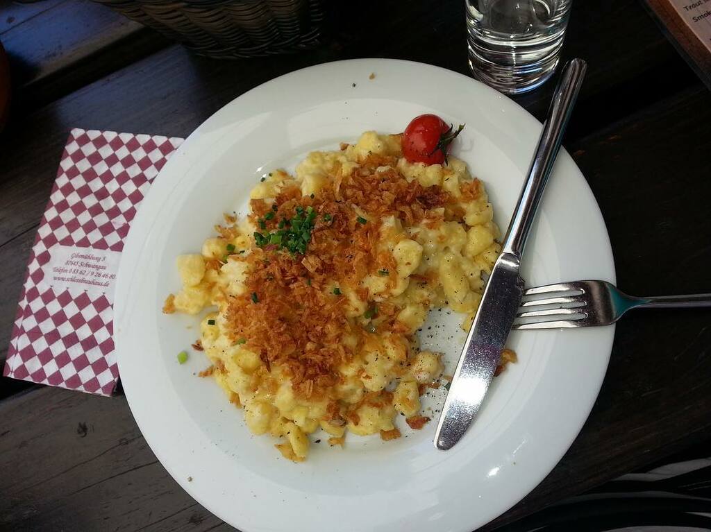 food to try in berlin | spätzle