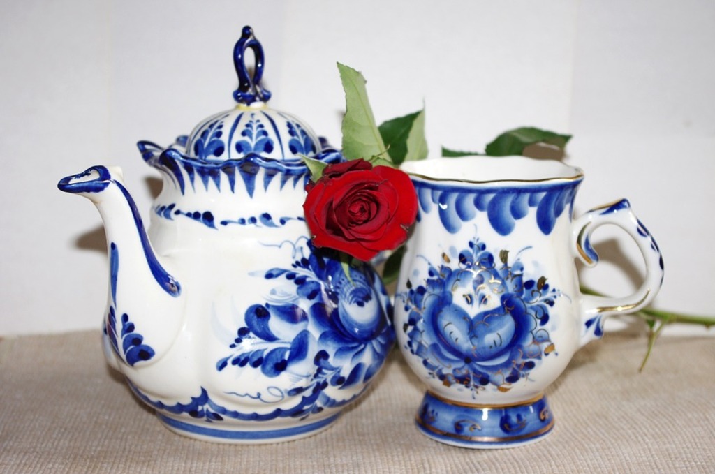 Gzhel ceramic