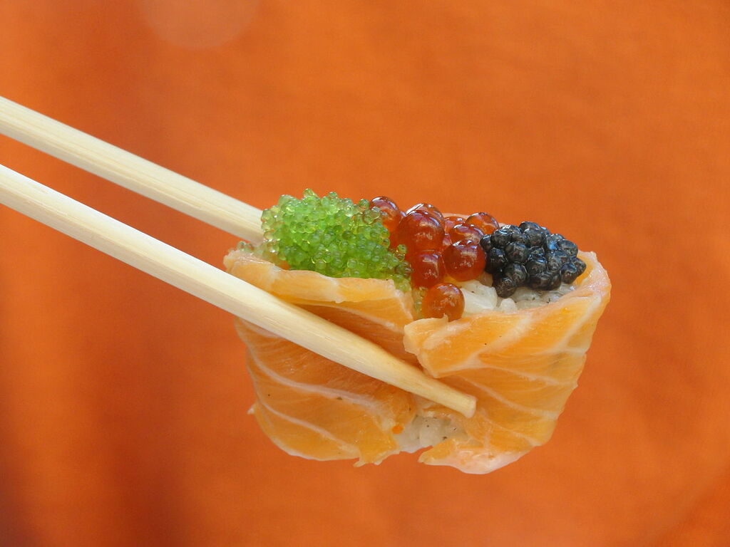Sushi-fish eggs-Moscow