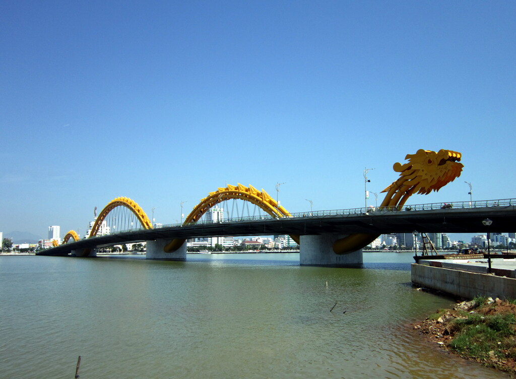 Cầu Rồng