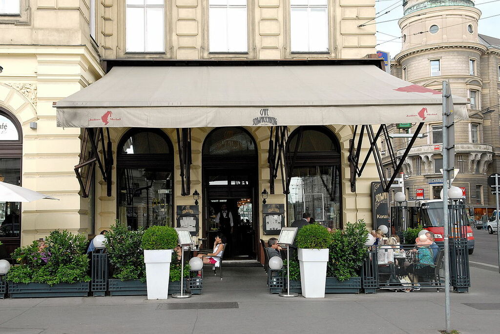 Cafe Schwarzenberg aussen
