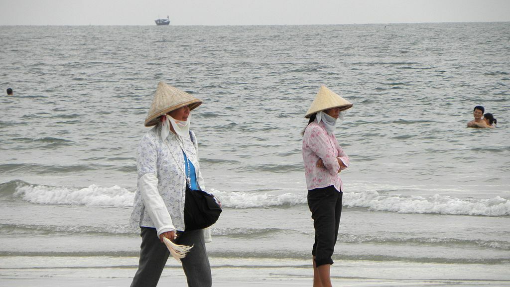 Yinhai, Beihai, Guangxi, China - panoramio (1)