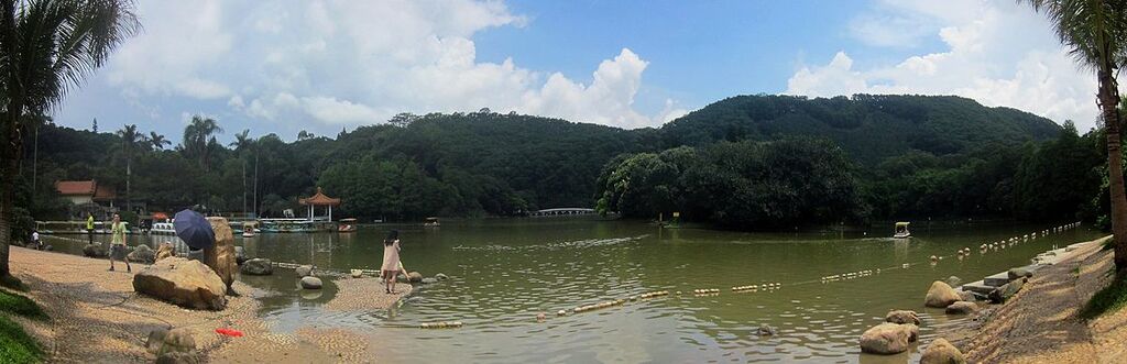 Lake Xian in Shenzhen